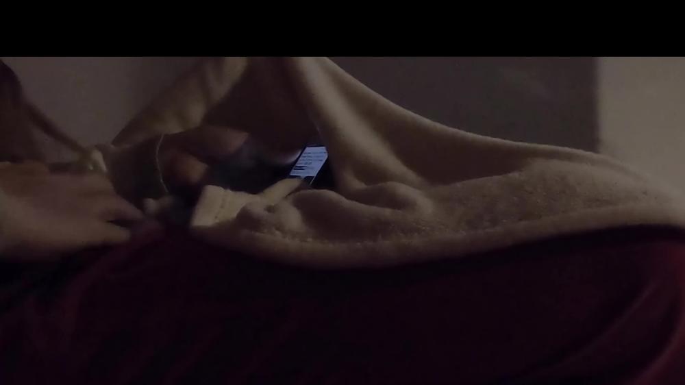 RISKY SNEAKY HANDJOB close to 18 VIRGIN STEP SISTER while watching the MOVIE! Silent cumshot, teens