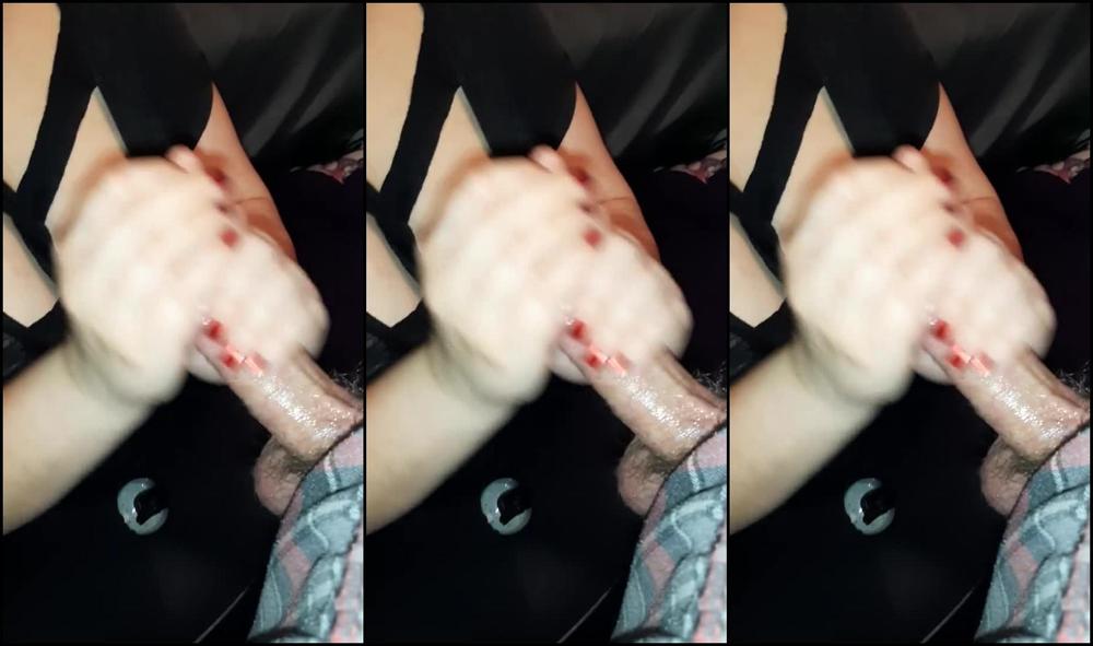 Step mom gives neighbor a quick handjob!!