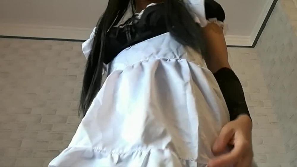Cosplay teen n°1: elle te parle, suce, montre son cul et sa chatte-Solveig
