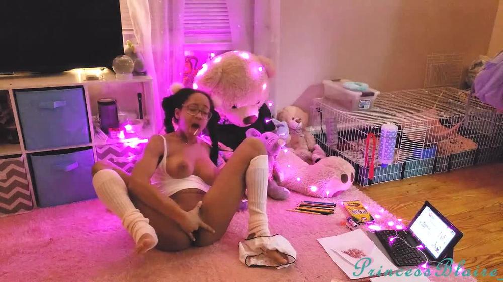 Blaire Monet Making A Valentine For Daddy Amp Cumming