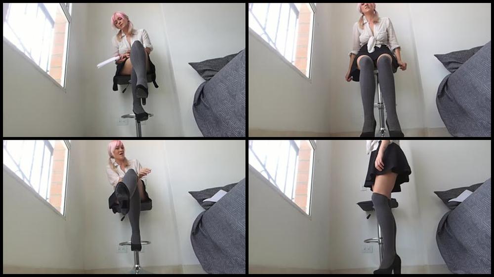 Bobbicruz Sch Lgirl Shoe Embarrassment