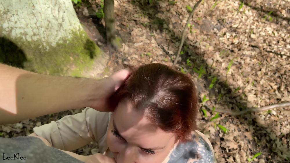 Amateur public sex in the forest with a beautiful girl LeoKleo