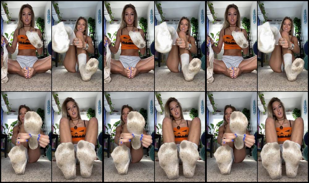 Theperfectmistress 04 10 2020 1004466323 Disgusting Filthy Dirty White Socks That Aren T So White Anymore