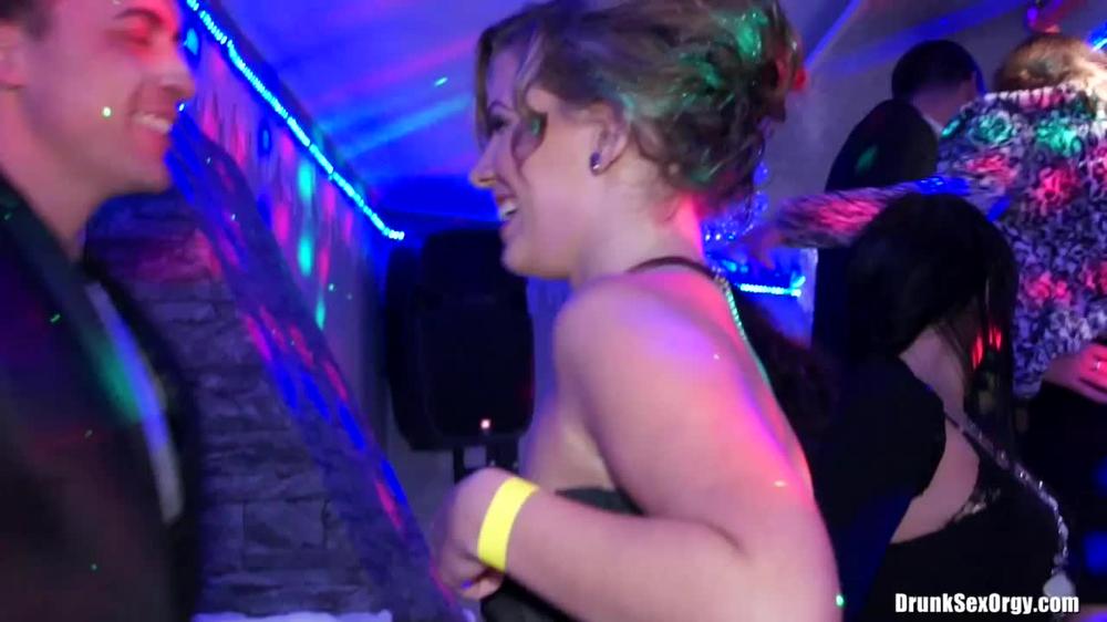 Dso - Winter Fuck Jam Part 1 - 2011.11.30 Cam 1 Sc 720P