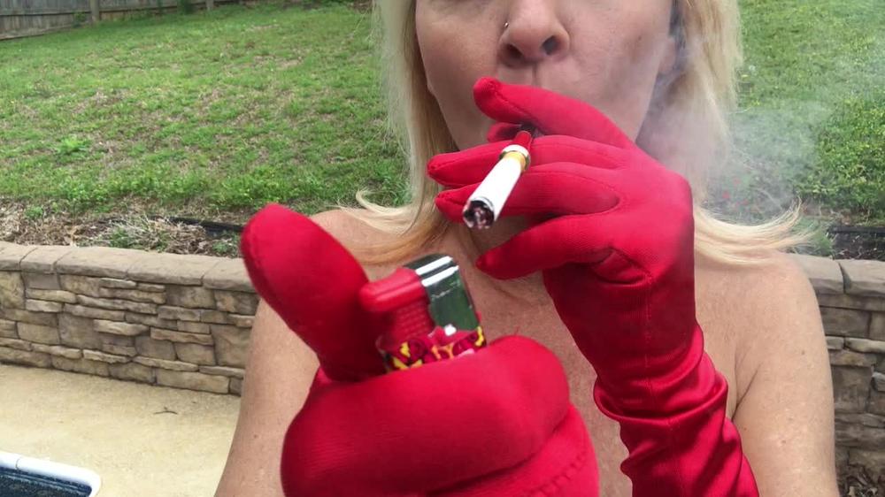 Buddahsplayground Pinup Misbehavior And Smoking