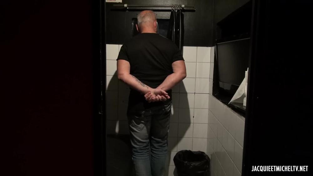 Caroline, 44Ans, Nous Emmene Chez Pierrot