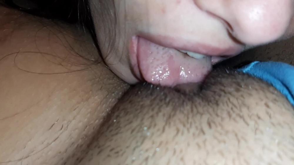 Я дважды кончаю от кунилингуса при просмотре фильма - lesbian_illusion