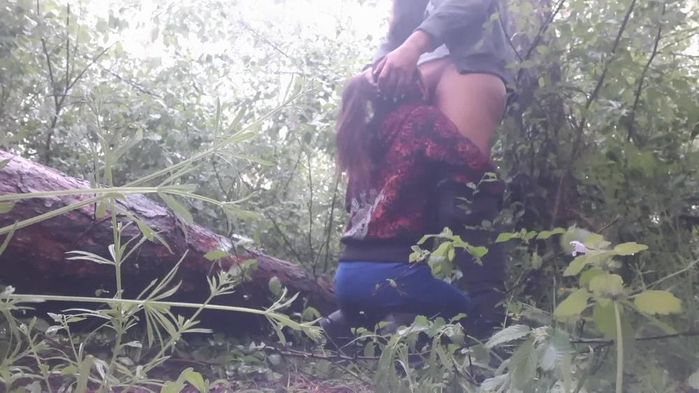 Лесбиянки, Кунилингус, Плевки, Пощечины В Общественном Месте - Lesbian_Illusion - 1080P