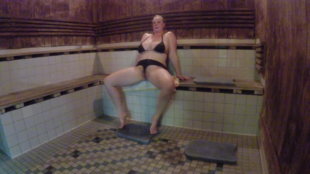 Cameron Skye Big Tits Hairy In The Sauna