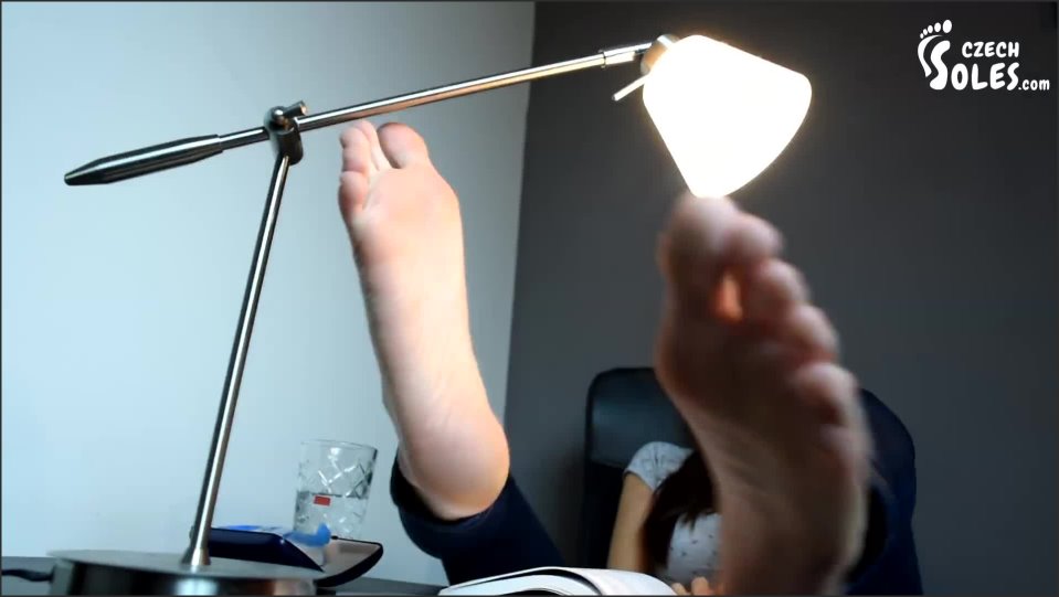 Smelly Feet In Flats Stinky Feet Foot Fetish Smelly Socks Pov Soles 1080P