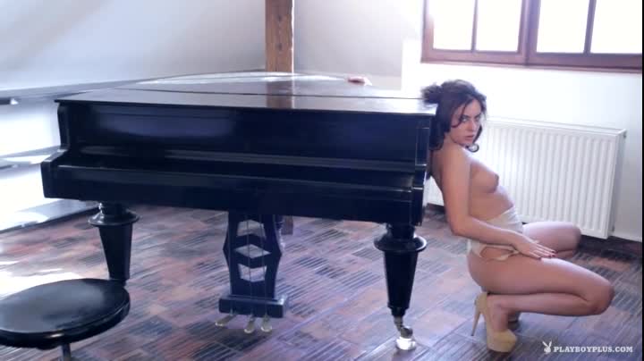 [Playboyplus.Com] Nikki Waine - Piano Lesson 14-01-2016