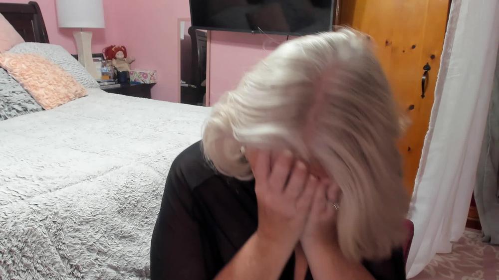 Paintedrose - Horny Mom Coerces You To Jerk For Her
