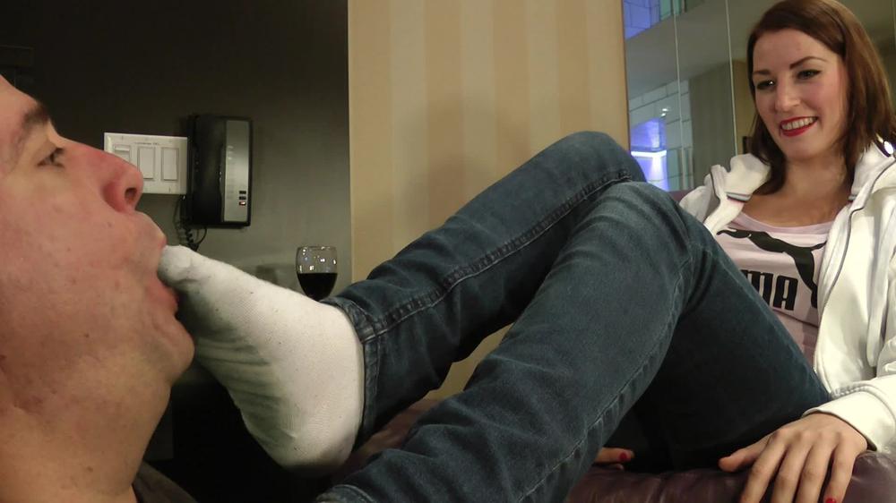 Giannas First Foot Fetish Experience - (Full Hd 1080P Version)  Dreamgirls In Socks