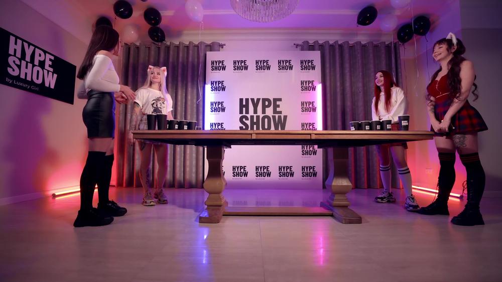 Hype Show Episode # 1 (Queens of Cosplay: Purple Bitch , AliceBong , Leah Meow)