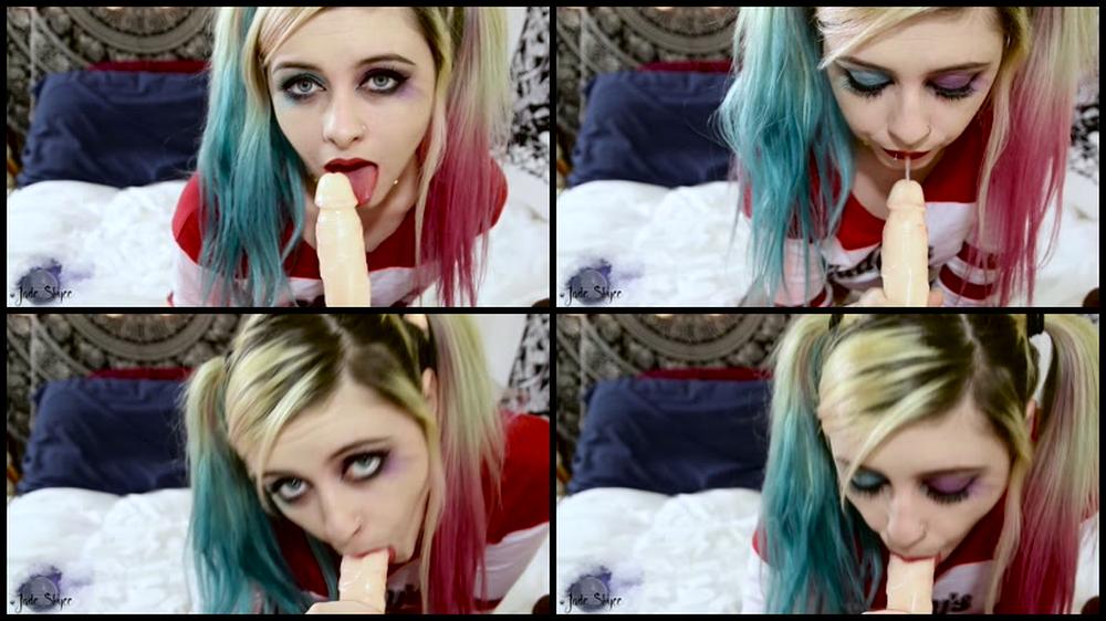 04   Harley Quinn Blowjob