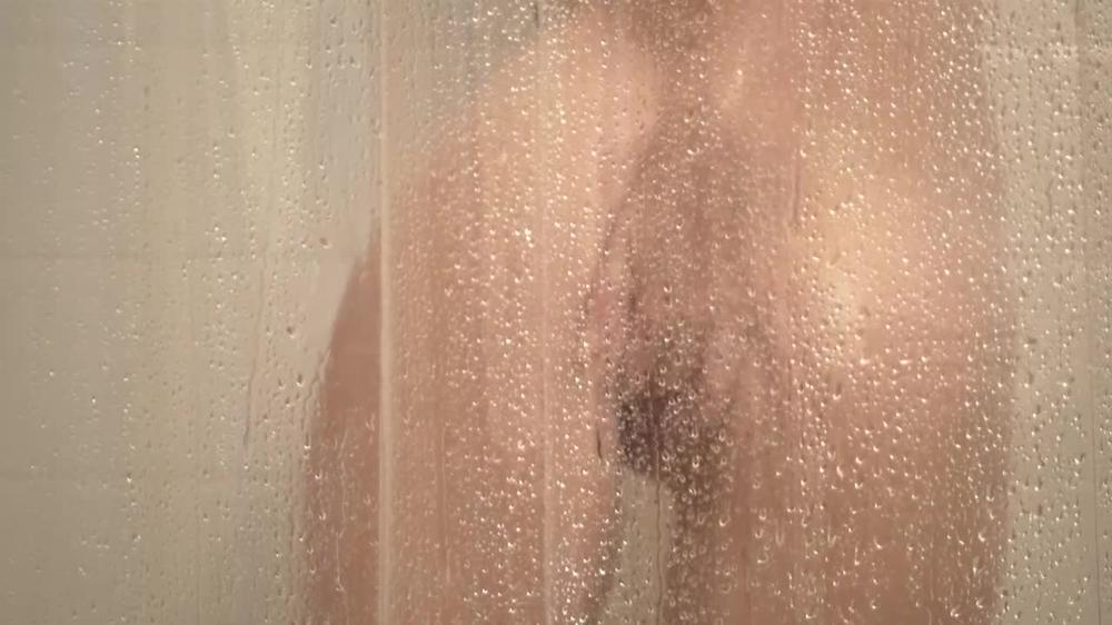 Samantha Rone (Clips4Sale) 2014 Take A Shower!
