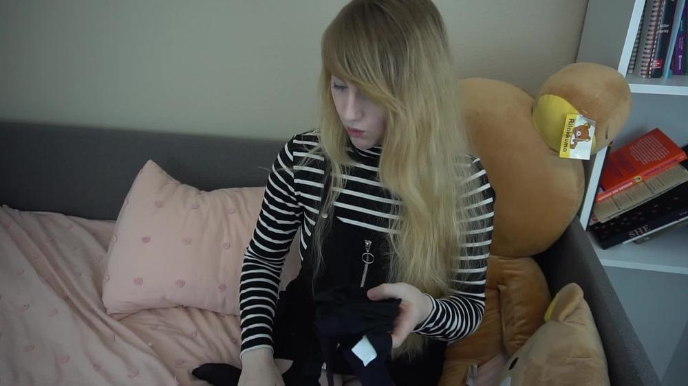 69 - Slightlylegaltoys Unboxing + First Use