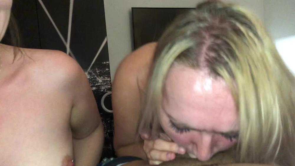 Sarahbutton Sharing Her Boyfriend