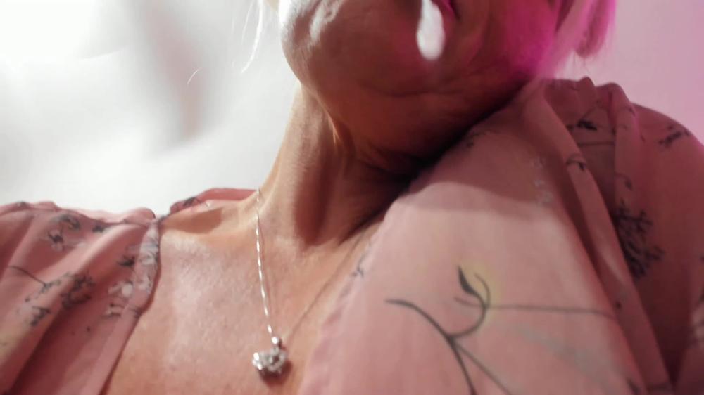 Paintedrose - Kiss Mommys Neck Mark Spit Cunt Fuck