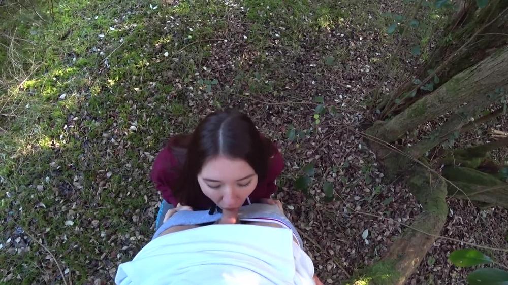 I TURNED HER TO HAVE OUTDOOR FUCK IN A PUBLIC GARDEN - WALDEMARIA
