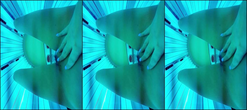 18-03-13 1213952 Tanning Time 1080X1440