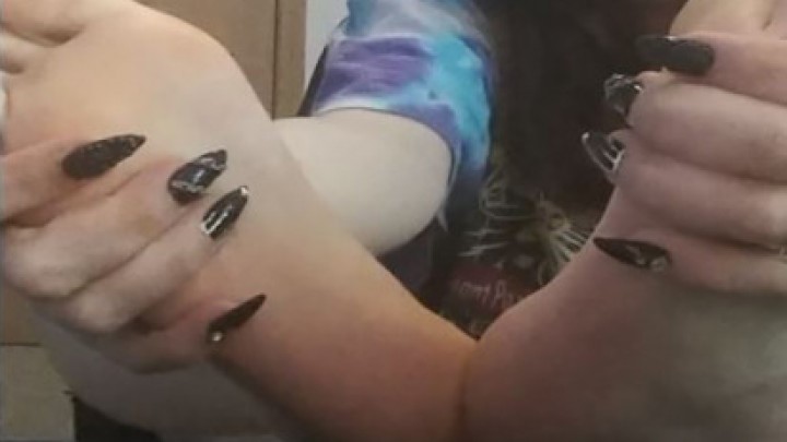 Lilredvelvet Tickle My Feet