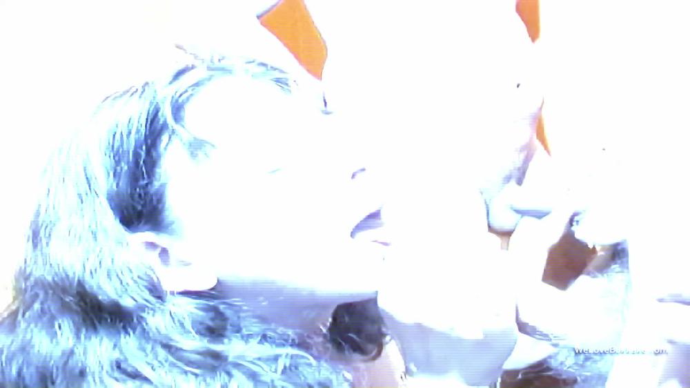 7458 - Large Facal Cumshots For 2 Brunettes (Sadie)
