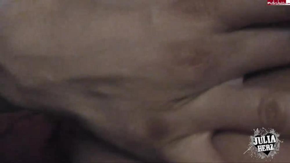 Julia-Herz - Intensiv Masturbiert, Beide Löcher (Close-Up-Optik)