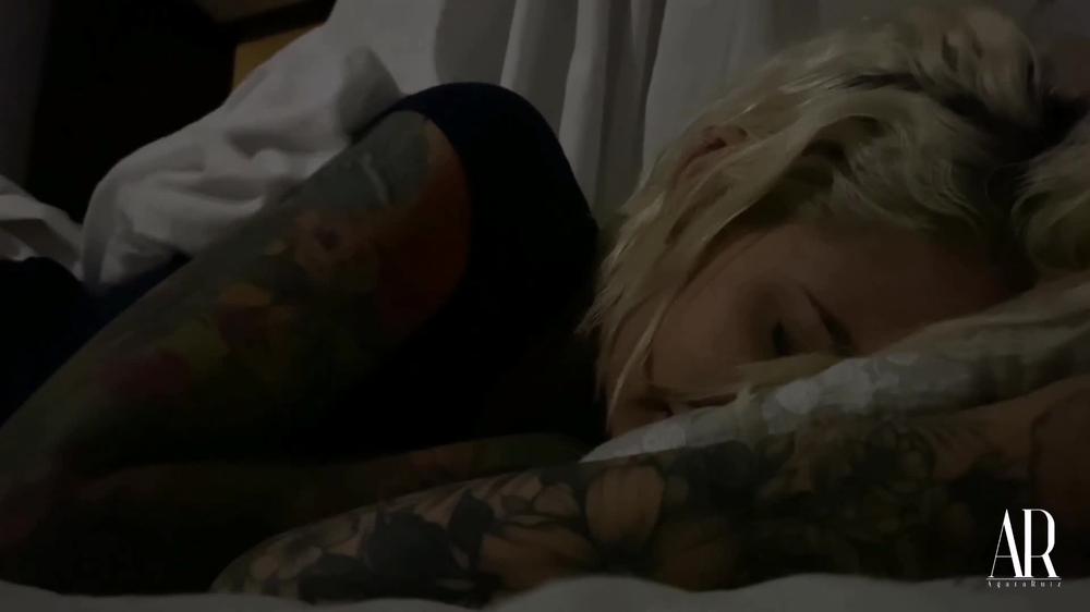HALLOWEEN 2020 - Paranormal Sex - The time a Ghost made Me Cum