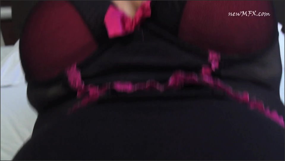 Mf 4552 1 1 8000 Bitches Deserve My Ass Fabi Vicky Andrade 2012 09 17