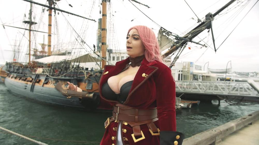 Momo_Ocean_Fulllength_Fullres_V1
