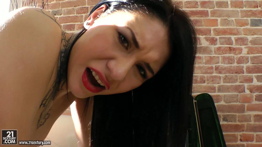 Analtrainingoferikabellucci_S01_Erikabellucci_1080P