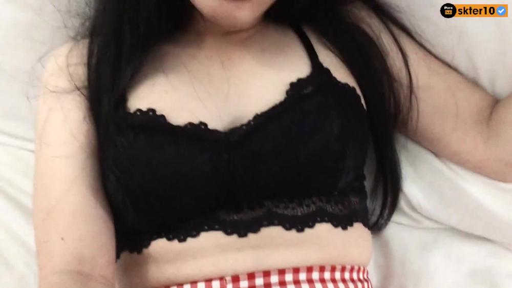 (ไทย) Asian Girl Sex With Pizza Delivery Man ซ่าเย็ดหีครั้งเเรก ครางลั่นห้อง!!!