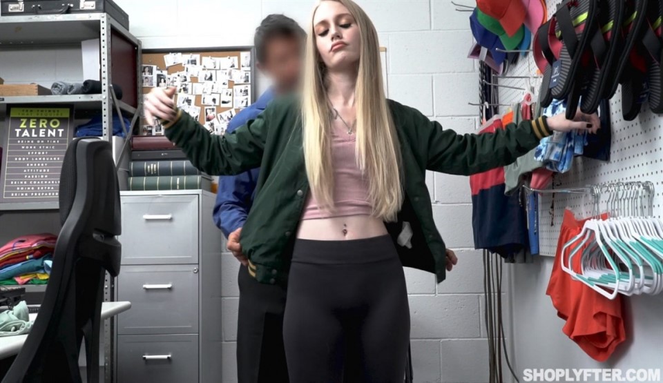 Emma Starletto - Case No
