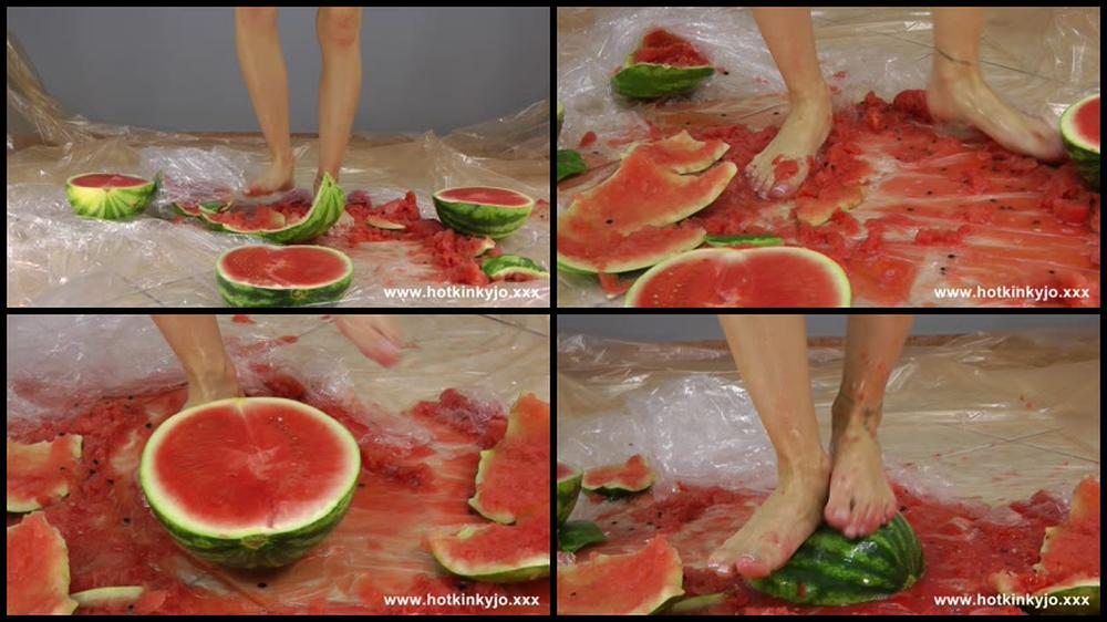 719  18 08 2018 Watermelon Crushing And Anal Fisting Fun