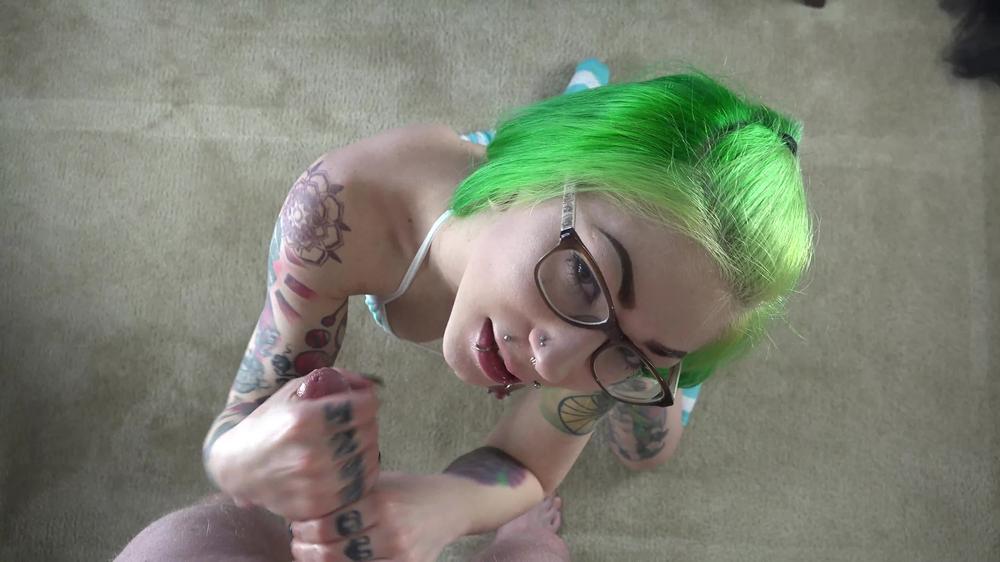 021 - Blowjob Facial Cum Eating Off Glasses