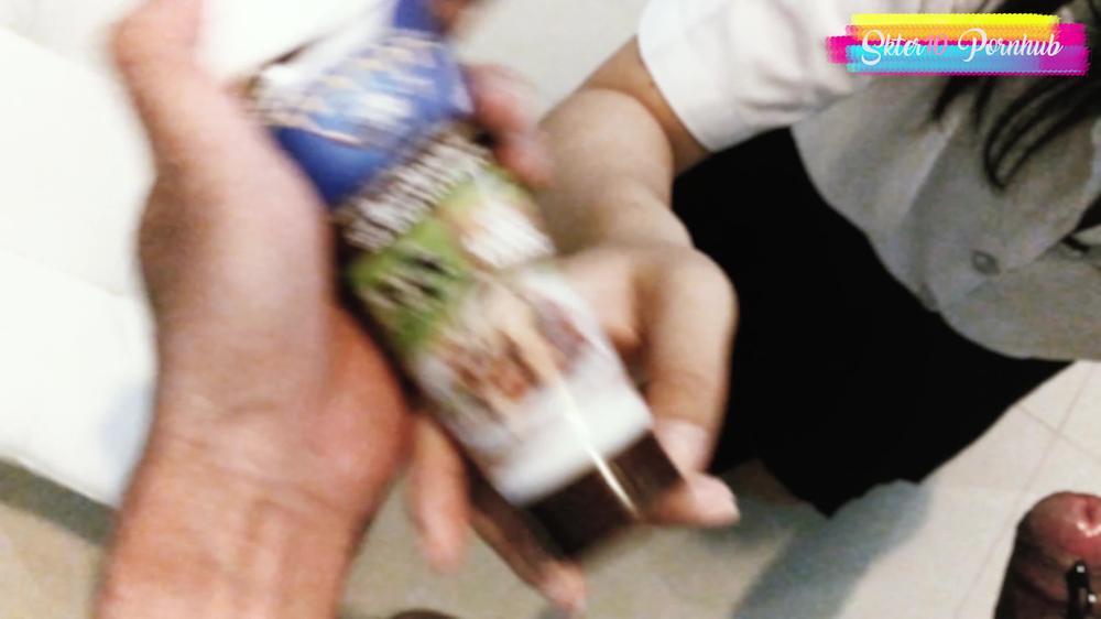 (4K) She like chocolate on my cock หนูชอบช็อคโกแลต บนควยพี่จังทั้งหวานและดูดมันส์