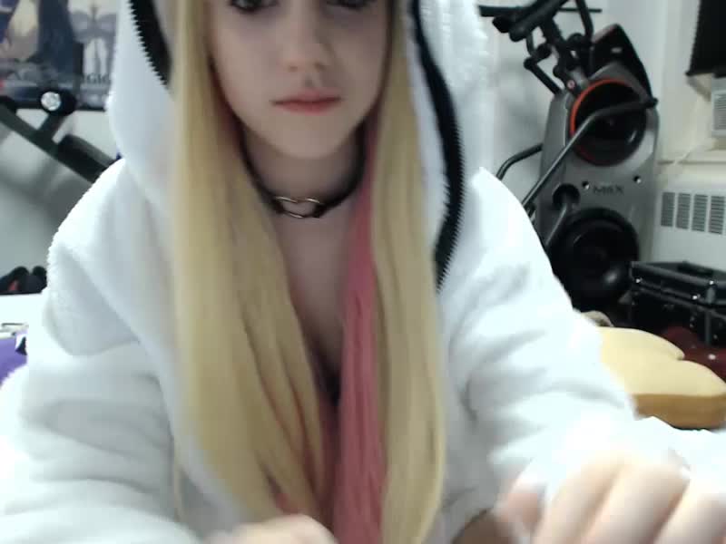 Lana_Rain_(2014-12-31_15-52-41)