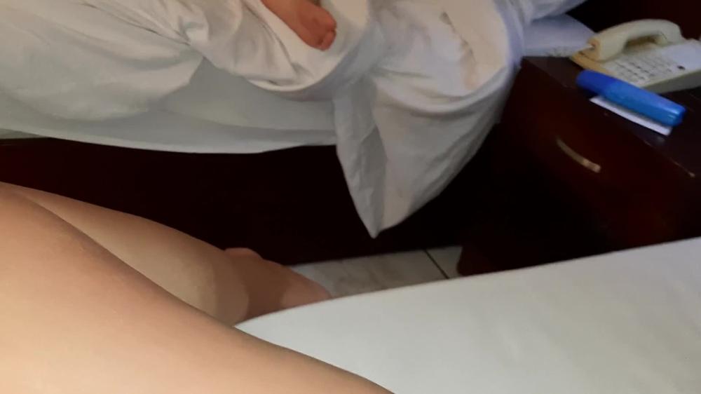 My girlfriend and I masturbate against each other on different beds and cum - Lesbian_Illusion