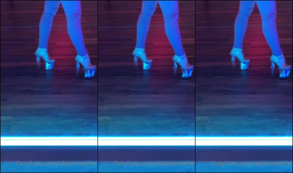 Alexamoorre 2020 361586010 Feet Friday Glitter Heels