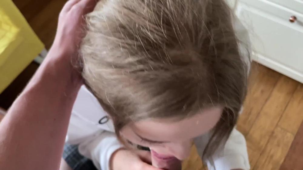 Russian Bitch Wanted Burger Sauce And Got A Lot Of Cum. Hd Blowjob - 1080P