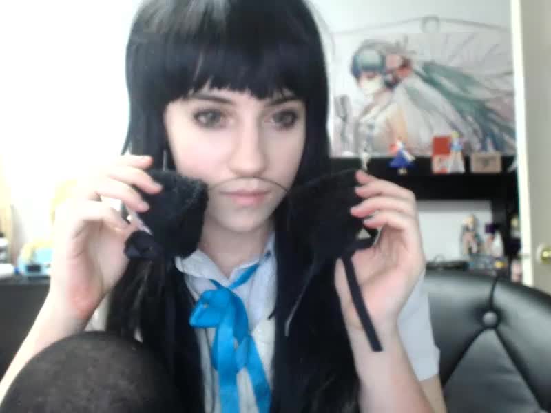 Lana_Rain_(2015-01-08_00-27-56)