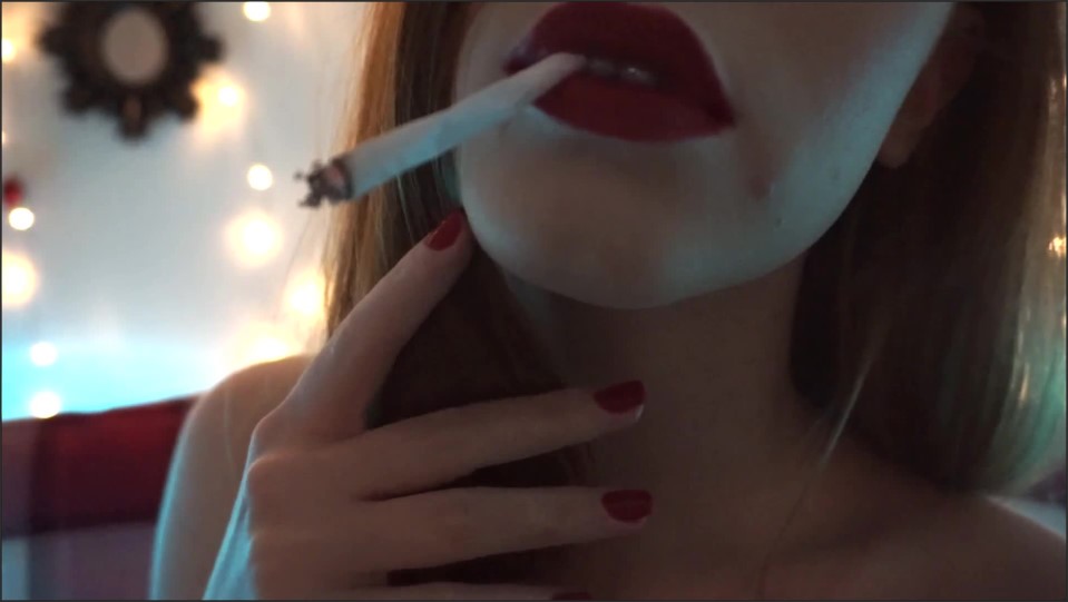 Luna Roux Smoking Spit And Lipstick Oral Fixation