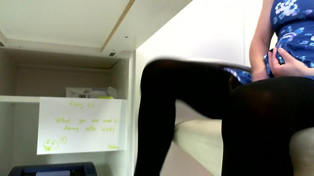 Masturbate at work : Day 51 : Crazy orgasm