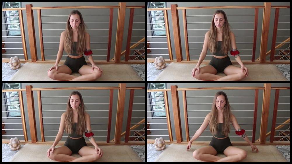 Girlinthewild 16 09 2020 906848439 Yoga Workshop Listening To Your Body Upper Body Flow Softens The Heart Chakra