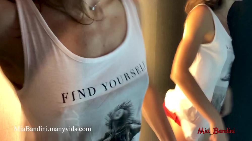 Mia Bandini - Cute Teen Masturbating In Public Dressin