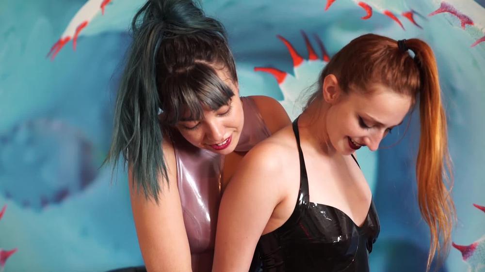 Spit Amp Latex Hd