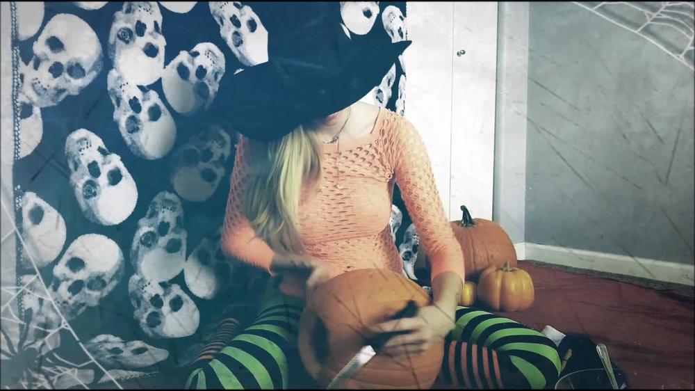 Halloween Pumpkin Carving