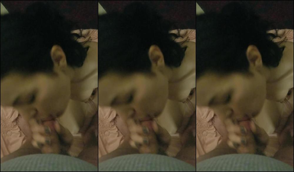 Mandi Moonsugar Quick Bj In A Storage Room