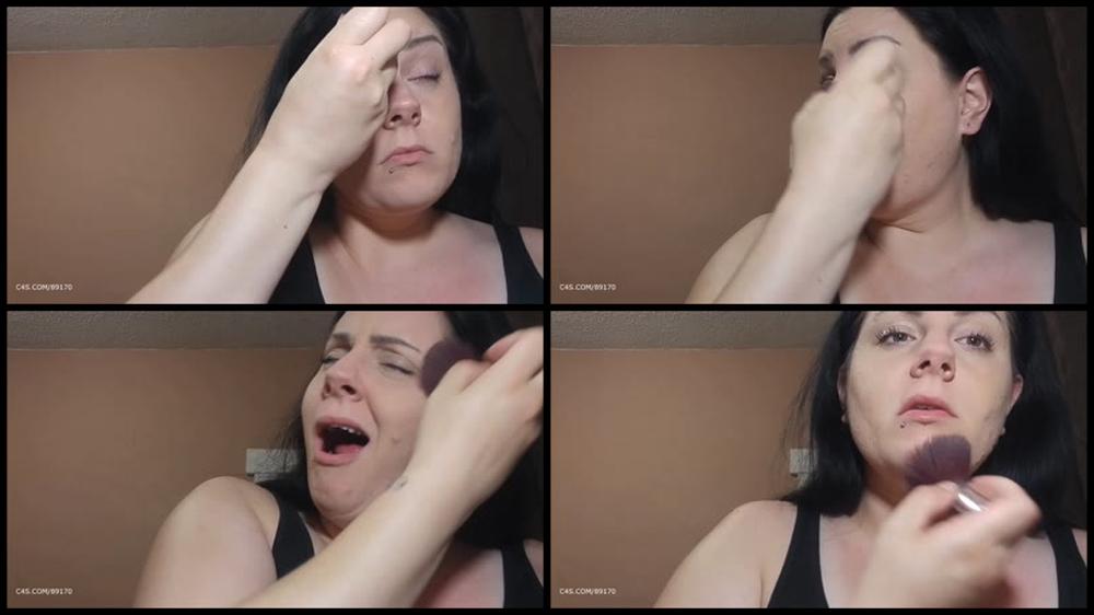 Booty4U Applying Makeup And Yawning
